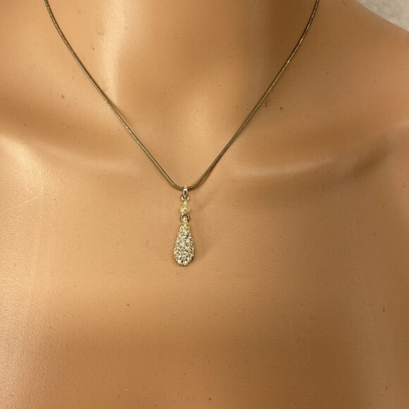 TEARDROP NECKLACE -- Faux Diamond, Teardrop Shape (360 Degr, Not Flat) Gold Tone - Picture 2 of 5